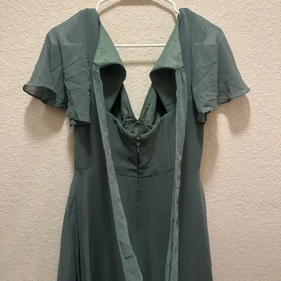 Azazie Sage Green Flutter Sleeve Maxi Gown Size A4 - Picture 6 of 7